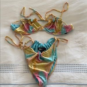 Beach Riot bathing suit SET. Top-S Bottoms-M